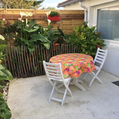 Petite Maison Dans Le Jardin Ars-en-Ré Екстериор снимка